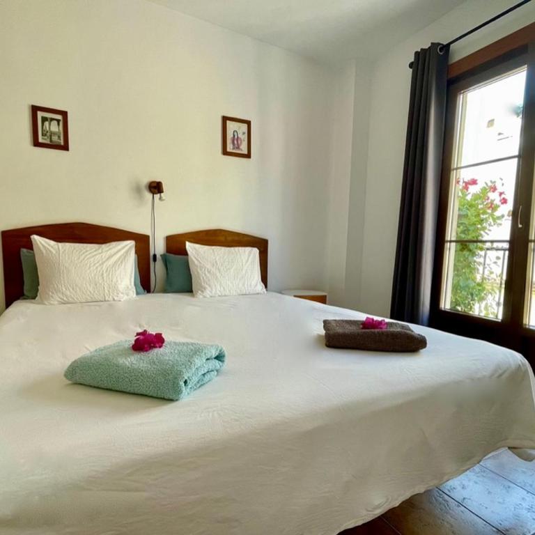 Boutique Hostal Lorca - Habitación Doble Deluxe con balcón - 2