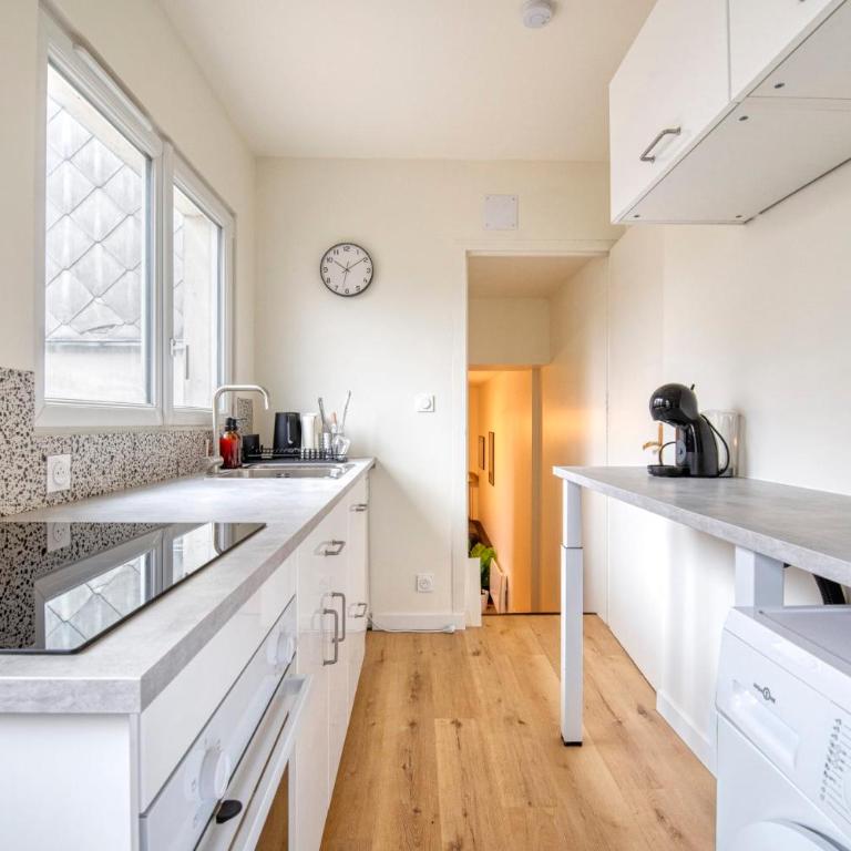 Brand new one-bedroom apartment 5 minutes walk from Angers University Hosp - Apartment - 7