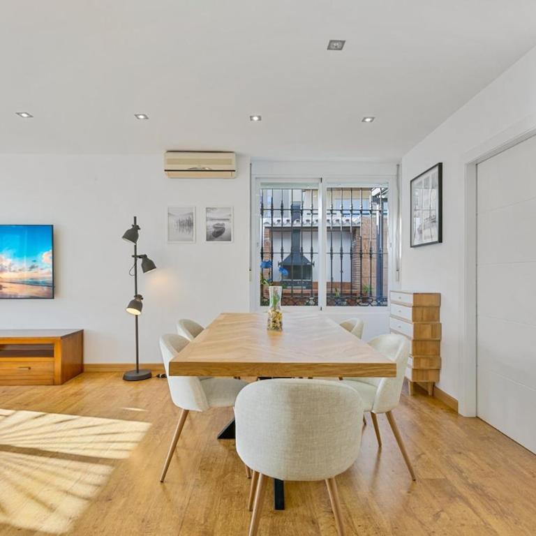 Family Villa with central location - Casa de 4 dormitorios - 12