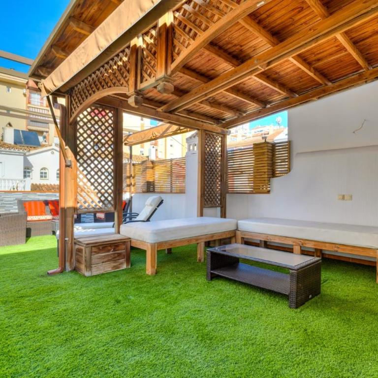 Family Villa with central location - Casa de 4 dormitorios - 19
