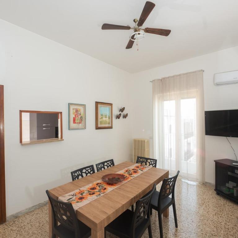 Simohouse Lecce - Executive Suite Apartment 140mq - 2 Bathrooms - Appartamento con 2 Camere da Letto - 70