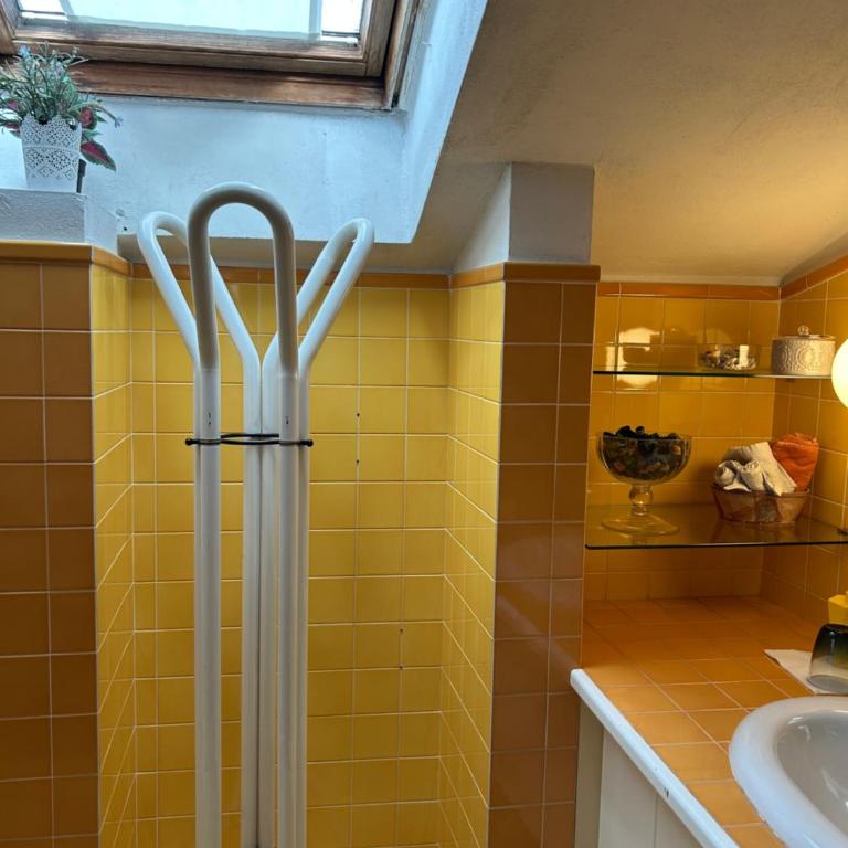 A Modo Mio - Monolocale - Zona Stadio Ospedale Maggiore - One-Bedroom Apartment - 24
