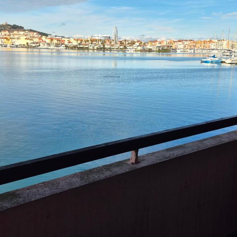 T2, superbe vue mer rénovée, parking, clim, piscine - Appartement 1 Chambre - 8