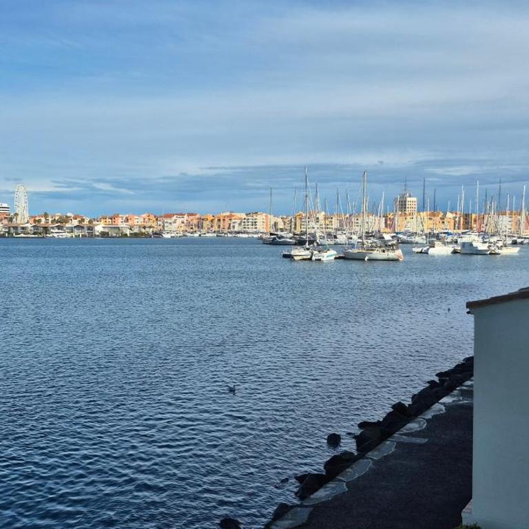 T2, superbe vue mer rénovée, parking, clim, piscine - Appartement 1 Chambre - 33