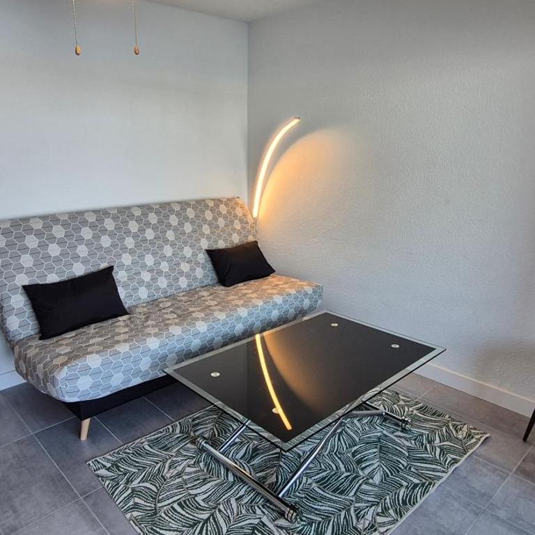 T2, superbe vue mer rénovée, parking, clim, piscine - Appartement 1 Chambre - 2