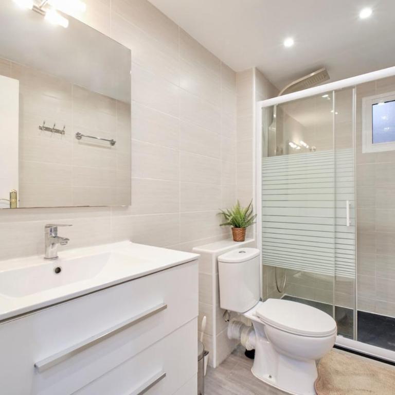 Luxury flat Alicante center-Remote worker-Netflix - Two-Bedroom Apartment - 7