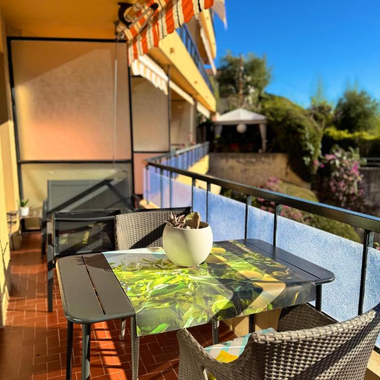 One Bedroom Apartment with Parking - Lemon Festival - One-Bedroom Apartment - 2