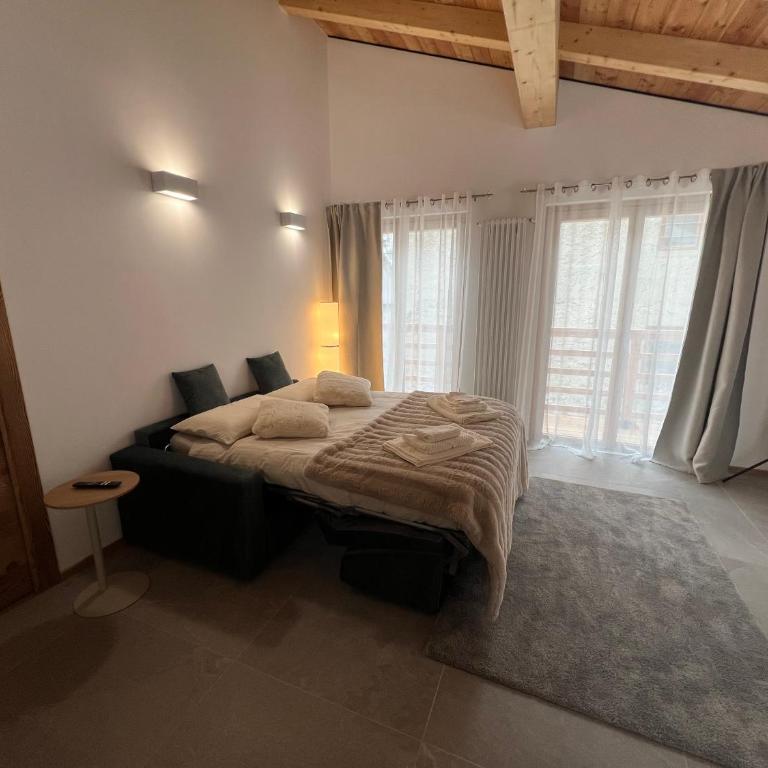 Maison Ginclo' - Appartamento con 2 Camere da Letto e Balcone - 16