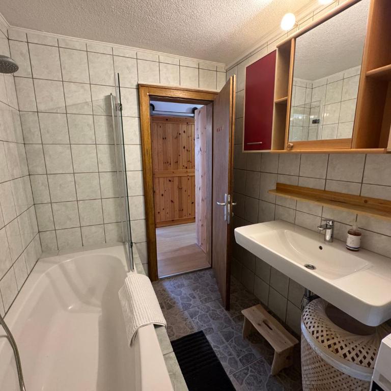 Geräumige Familienwohnung für Aktivurlauber - Apartment mit 2 Schlafzimmern - 15