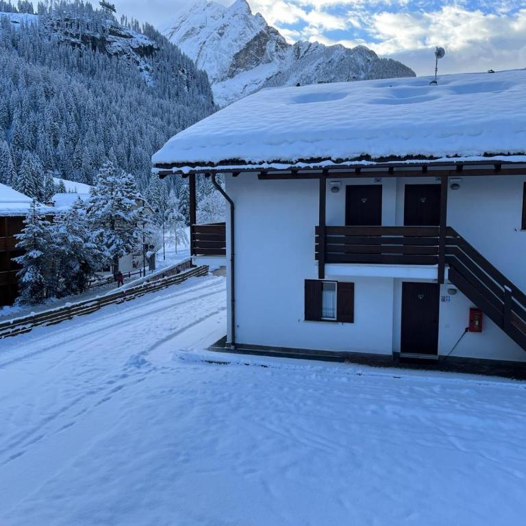 Bilocale Casa Canazei - Appartamento con 1 Camera da Letto - 12