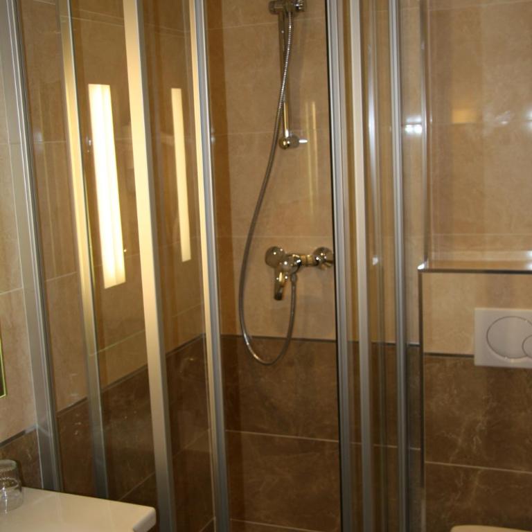 Hotel Bellevue Saint-Lazare - Chambre Lits Jumeaux - 7