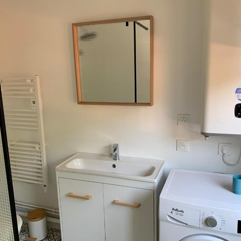 Appartement bleu Place Turenne - Appartamento con 2 Camere da Letto - 10