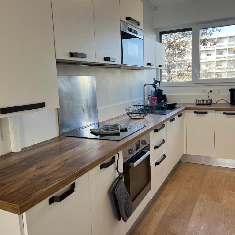 ღ Repos Urbain - T4 Spacieux, Lumineux et Parking - Appartement 3 Chambres - 11