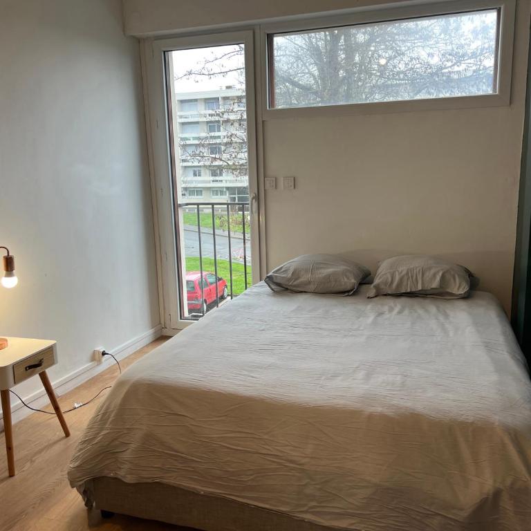 ღ Repos Urbain - T4 Spacieux, Lumineux et Parking - Appartement 3 Chambres - 18
