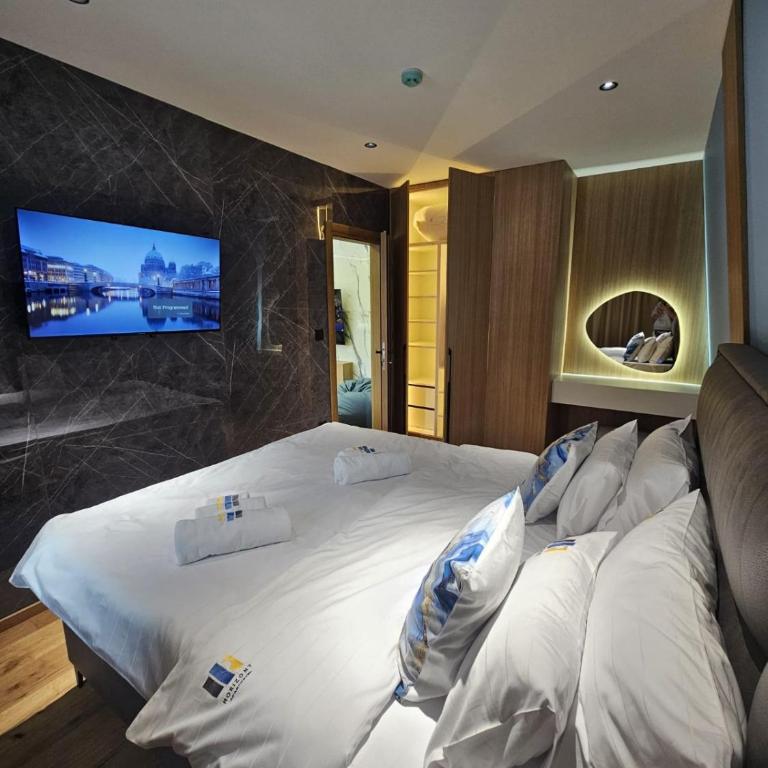 Horizont Aparthotel Jahorina - Suite with Mountain View - 6