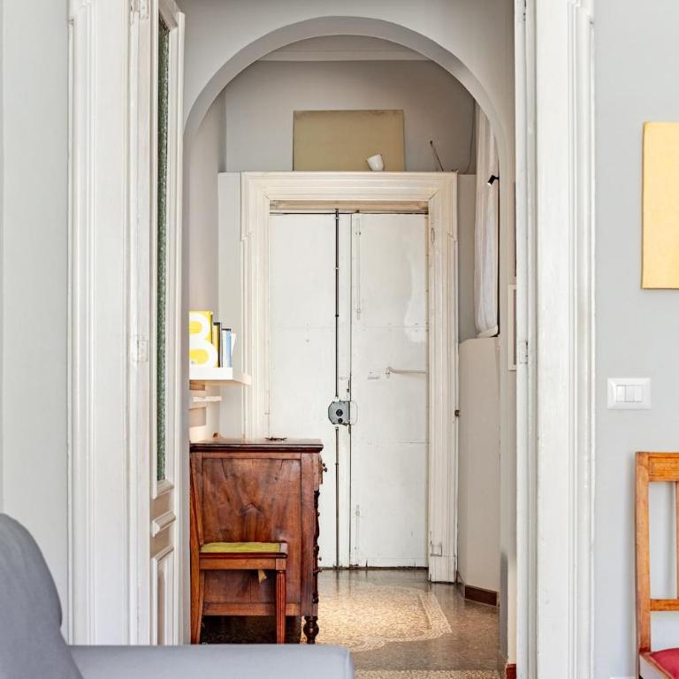 City Center Renovated Apartment in a Historic Building Near the Po River - Appartamento con 1 Camera da Letto - 4