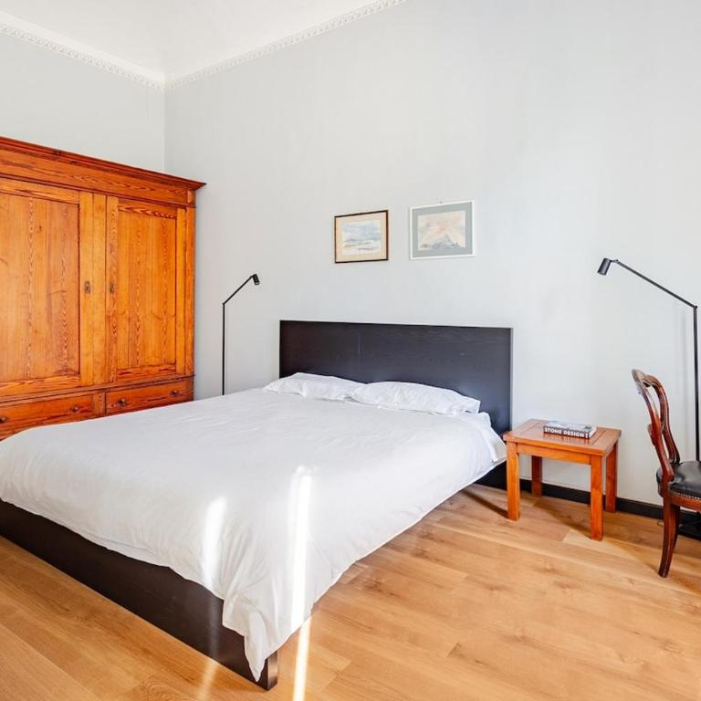 City Center Renovated Apartment in a Historic Building Near the Po River - Appartamento con 1 Camera da Letto - 5