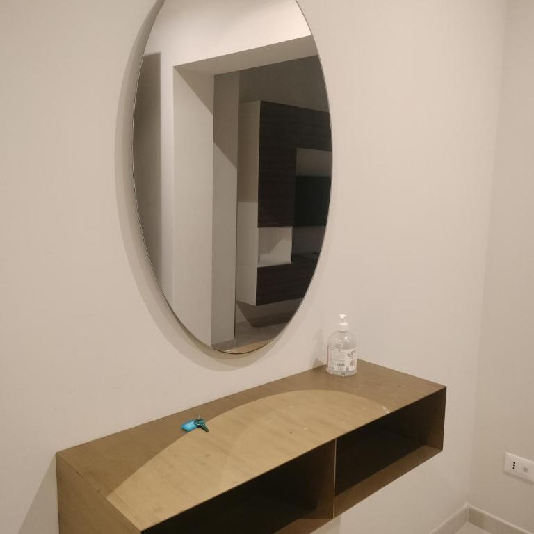 Casa Bandiera - Appartamento con 2 Camere da Letto - 2