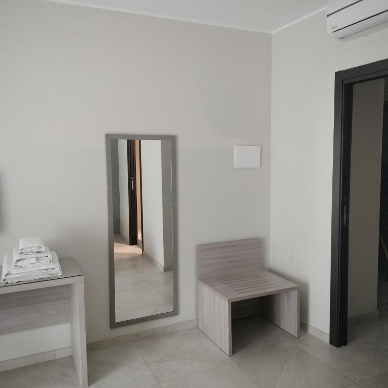 Casa Bandiera - Appartamento con 2 Camere da Letto - 26