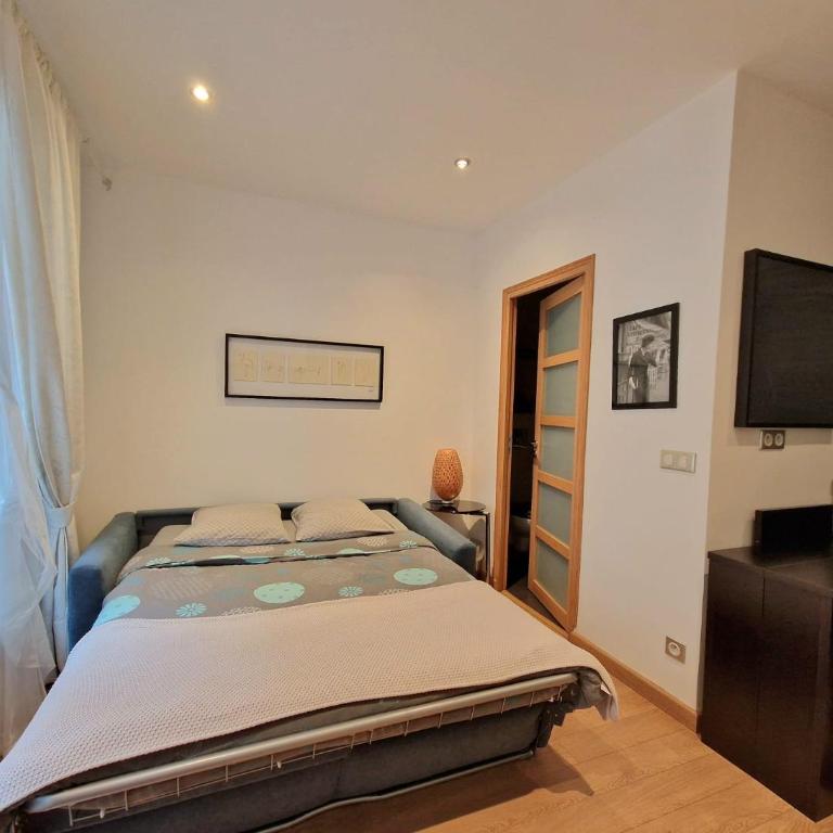 A deux pas de l'Arc de Triomphe Studio tout équipé - One-Bedroom Apartment - 12