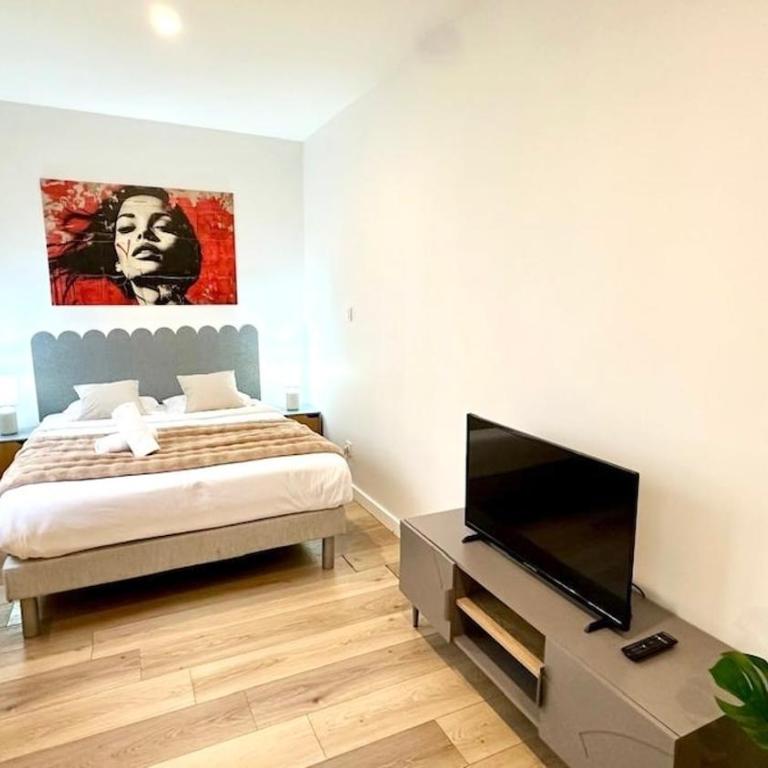 Montaland 1 - Studio - Gratte ciel - One-Bedroom Apartment - 2
