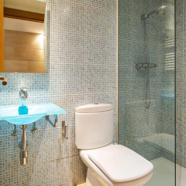 Voramar – A 50 m de la Playa, Parking y A/A - Apartamento de 2 dormitorios - 37