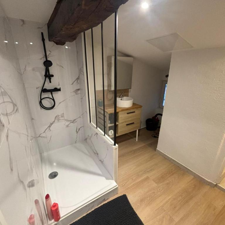 Charmant T3 Aristide - Wifi & Parking facile - Appartement 2 Chambres - 10
