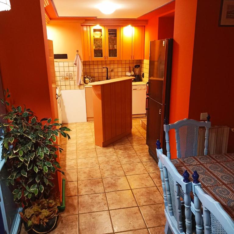 Paws & Pines Hideaway - Apartman sa 2 Spavaće Sobe - 13