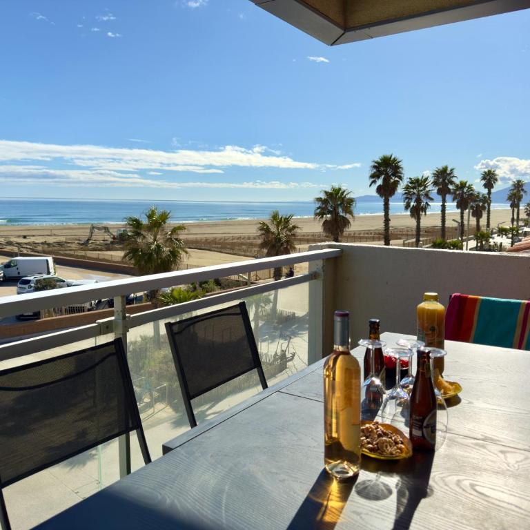 Cap Bleu - Air conditioning - Direct beach access - SudSéjourConciergerie - Appartamento con 1 Camera da Letto, Vista Mare e Balcone - 9