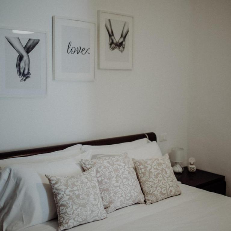 Palazzo Pezzolla Apartments - Holiday Home - Second Floor - 37