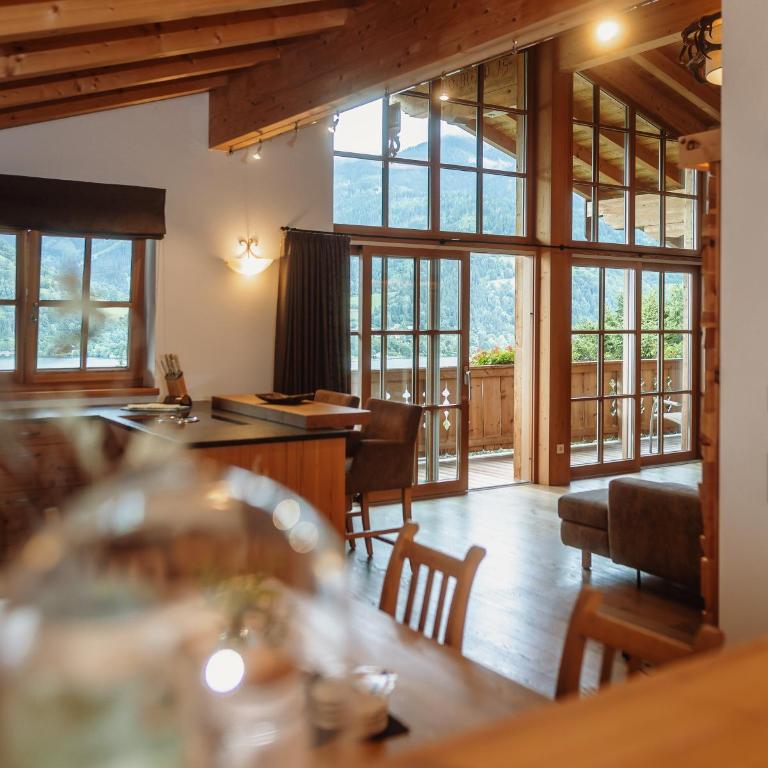 Berg- & Seeblick Pfefferbauer - Penthouse-Apartment mit Sauna - 3