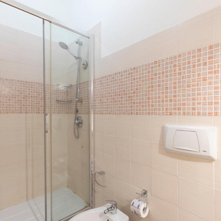 Approdo Rooms - Eja Sardinia - Deluxe Room (2 Adults + 1 Child) - 8