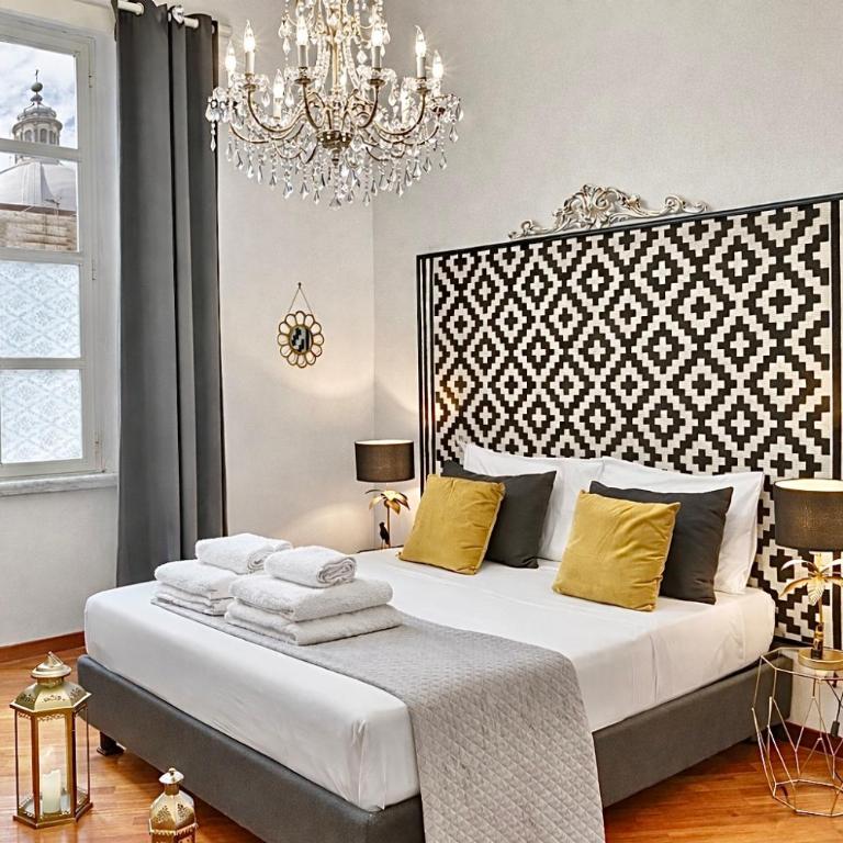 RealPartenope B&B 284 - Double Room with Private Bathroom - 1