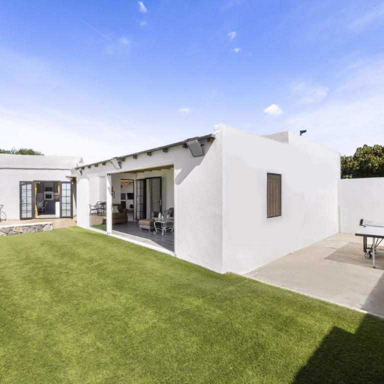 Casa Anabella by Escape Home - Villa with Private Pool - 14