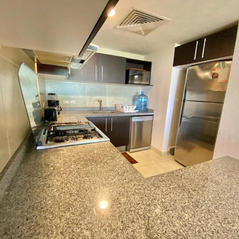 Koki Condo Beach, Ocean Views Grand Venetian - One-Bedroom Apartment - 14