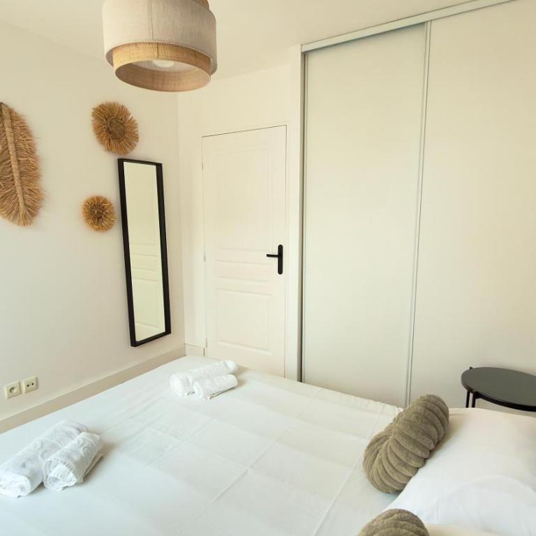 Amazonie - Évasion Urbaine & Parking Privé - Appartement 2 Chambres - 24