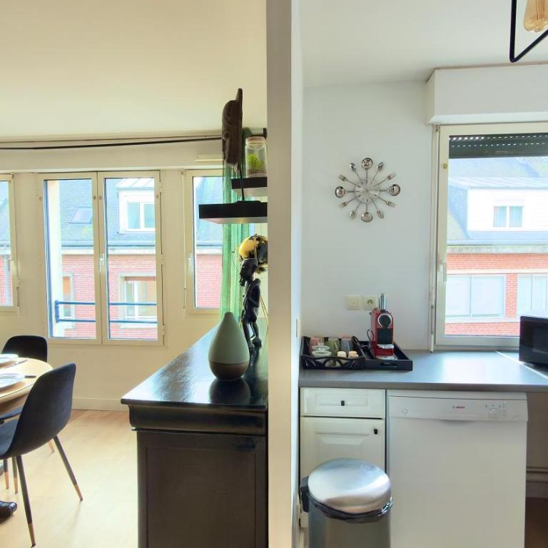 Amazonie - Évasion Urbaine & Parking Privé - Appartement 2 Chambres - 35