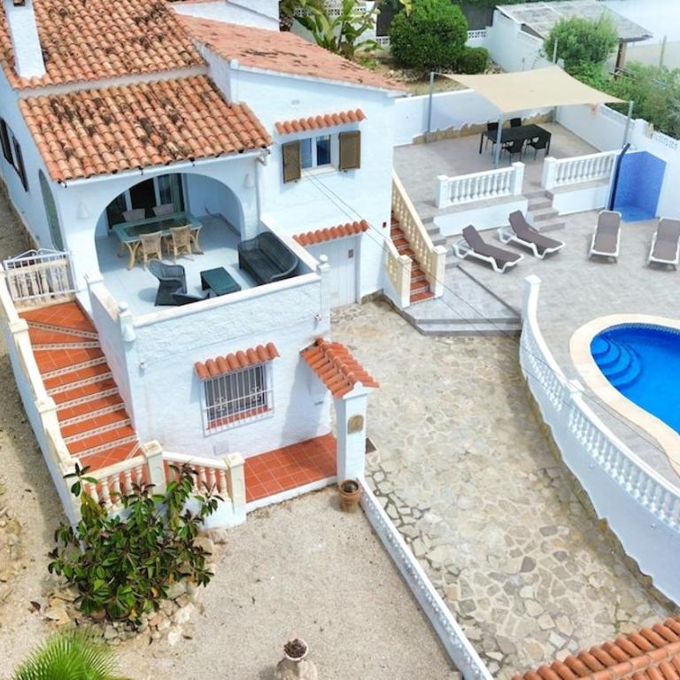 Belle Villa avec piscine privée a 15minutes a pied de la mer - Three-Bedroom Villa - 6