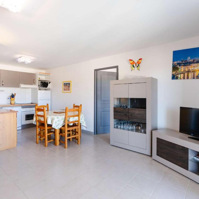Appartement T3 avec Ascenseur et Parking à Narbonne - FR-1-409-279 - Apartment - 19