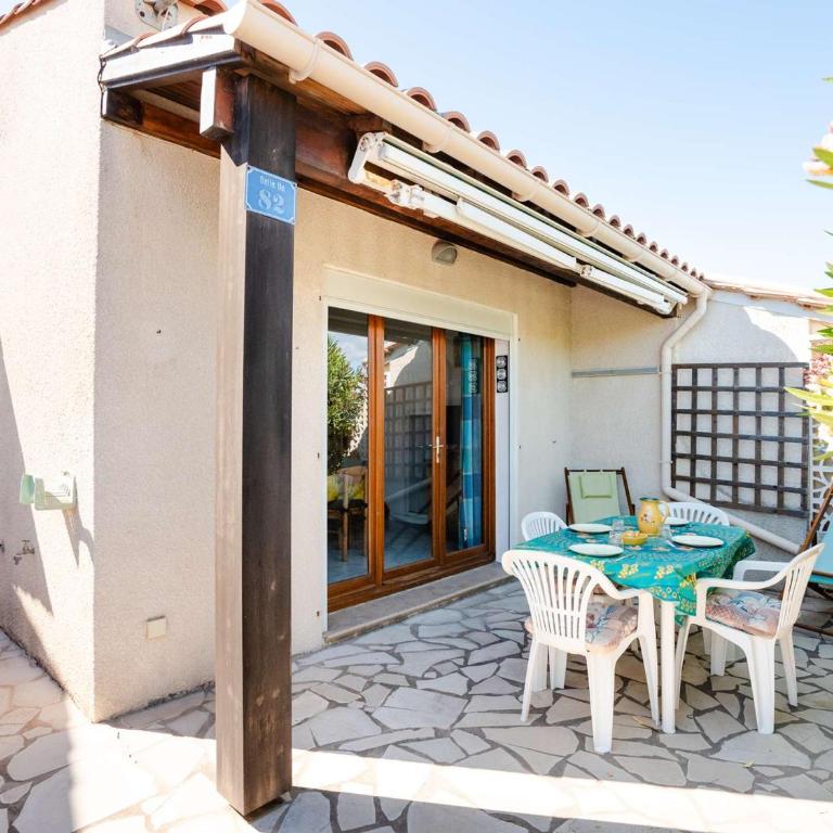 Pavillon T2 avec Mezzanine et Parking Privatif à Gruissan - FR-1-409-269 - Villa - 1