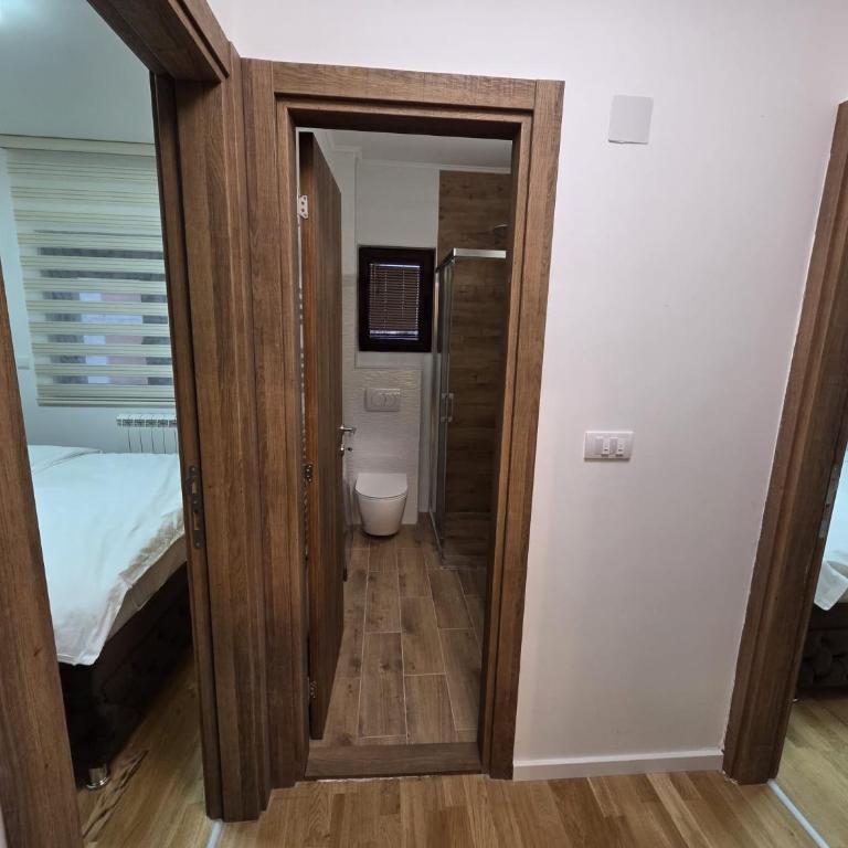 Zlatibor dolina - Apartman sa 2 Spavaće Sobe - 7
