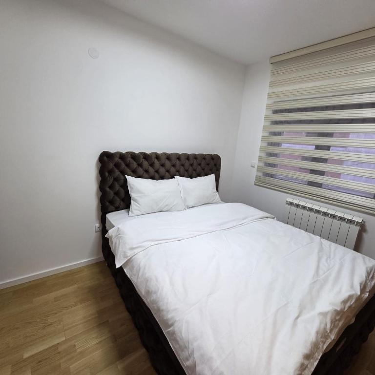 Zlatibor dolina - Apartman sa 2 Spavaće Sobe - 8