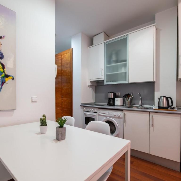 GuestReady – Modern studio in Madrid city centre - Studio - 12