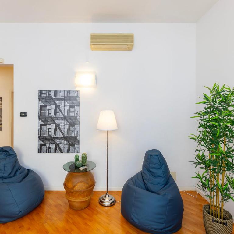 Comfortable and functional, terrace and parking - Appartamento con 2 Camere da Letto - 18