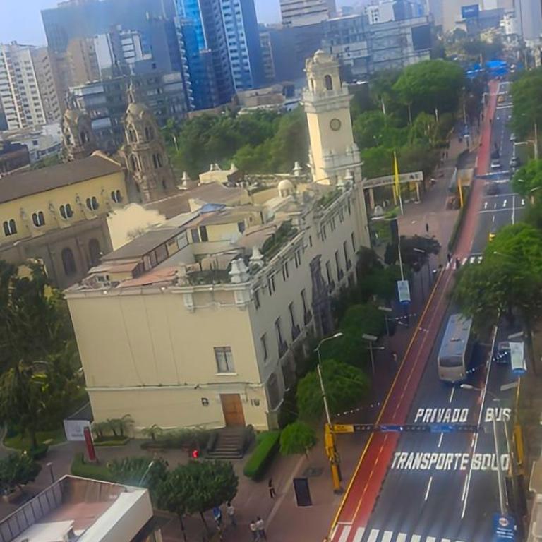 Dpt Entero Miraflores-Modern y Cozy Apartment Prime Location Miraflores Fast WiFi - Deluxe One-Bedroom Apartment with City View - 2