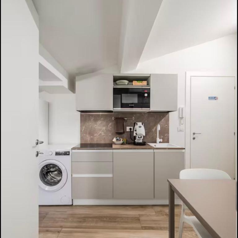 Piazza Roma Loft - Appartamento con 2 Camere da Letto - 7