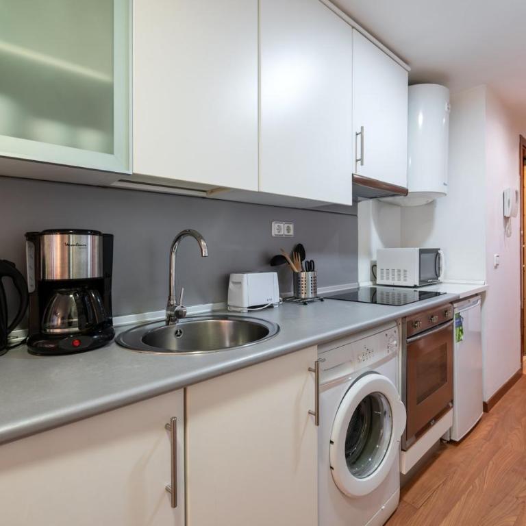 GuestReady – Modern studio in Madrid city centre - Standard Studio - 3