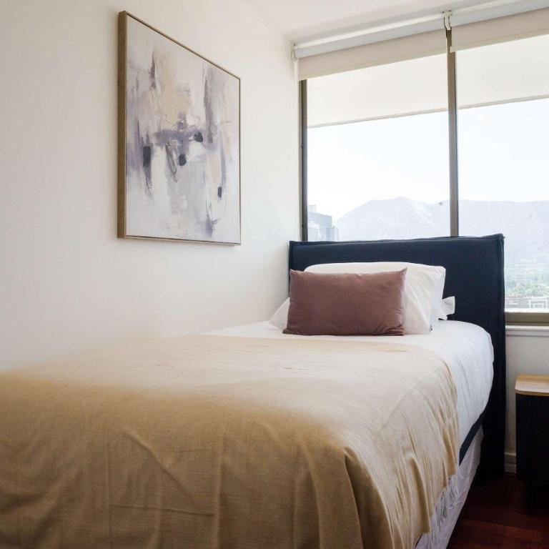 Stylish 2BR City Flat Modern Design and Comfort - Apartment - 5