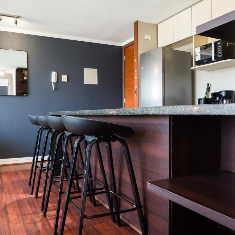 Stylish 2BR City Flat Modern Design and Comfort - Apartment - 18