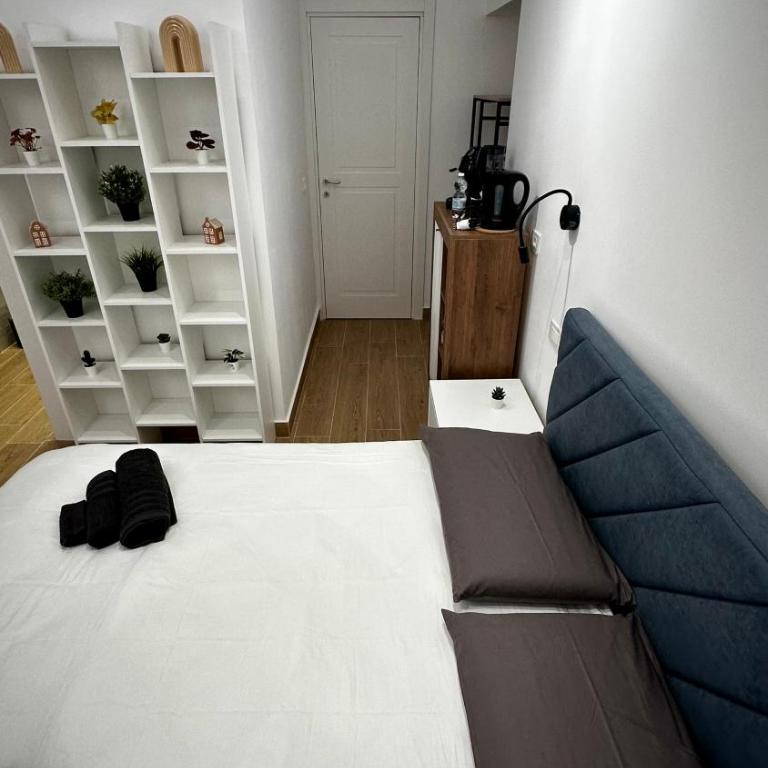 Vicolo Vivo Home - Appartamento con 2 Camere da Letto - 8